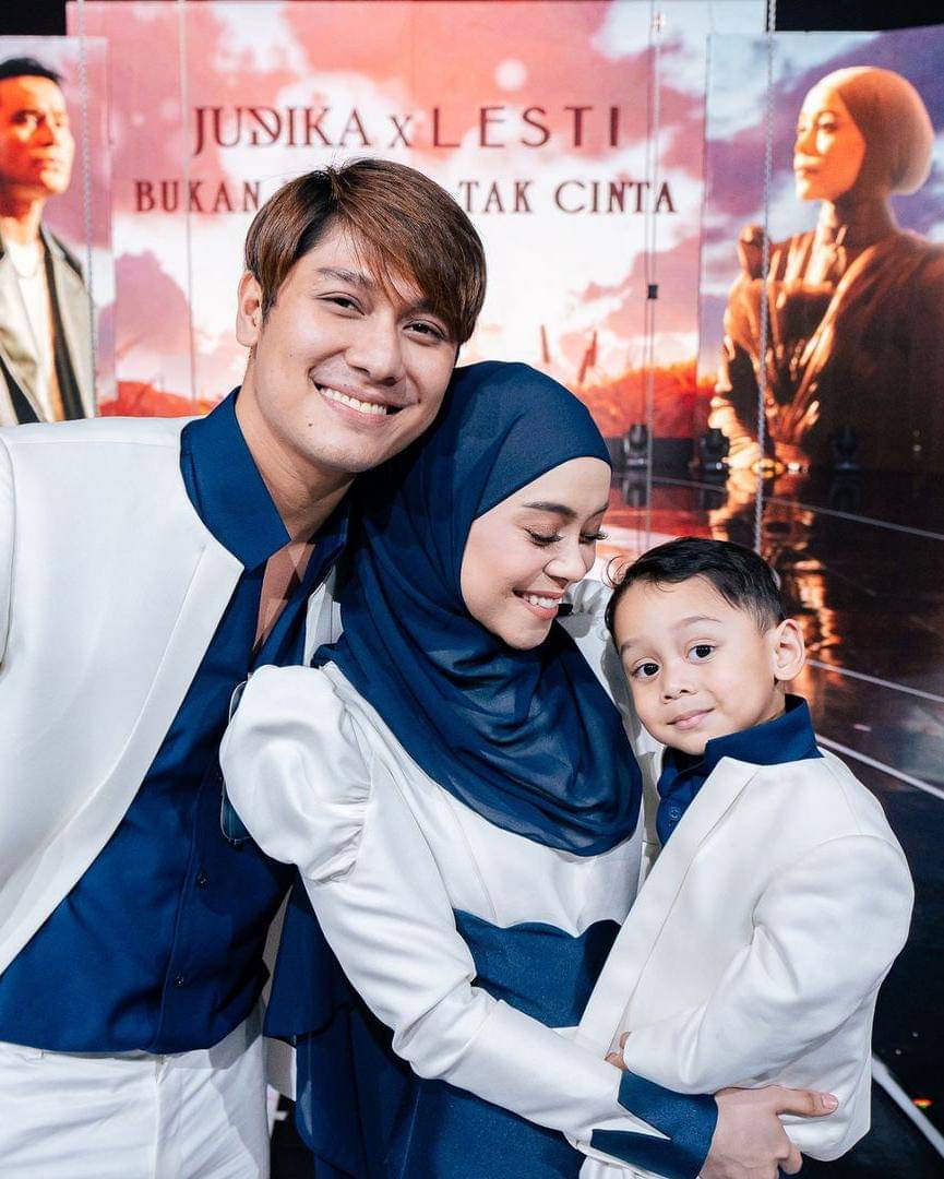 Instagram.com/lestikejora